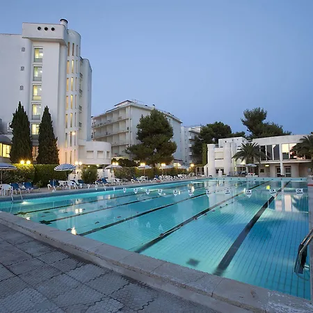 Hr Senigallia, Già Ritz 4*