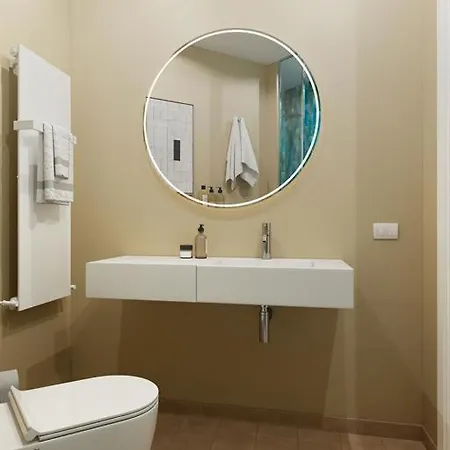 Hr Hotel 4*
